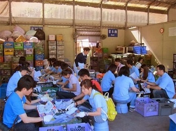 “回收你我他，小区环境佳”慈济回收体验活动